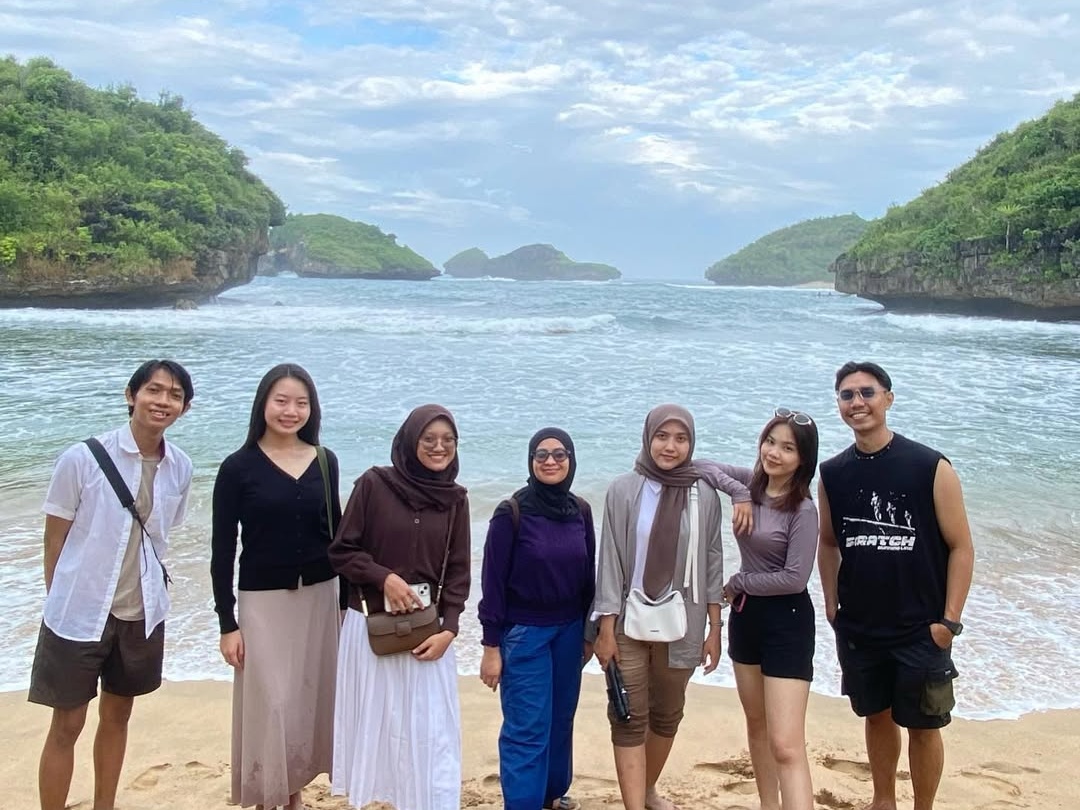 OPEN TRIP PACITAN