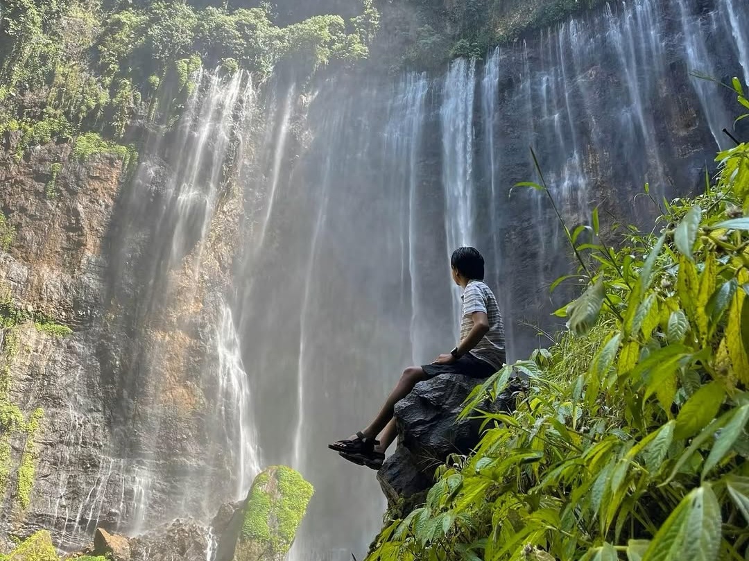 OPEN TRIP AIR TERJUN TUMPAKSEWU
