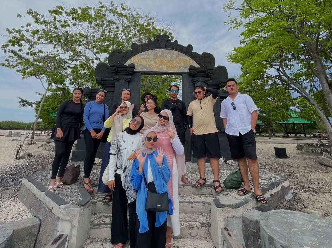 OPEN TRIP PULAU MENJANGAN